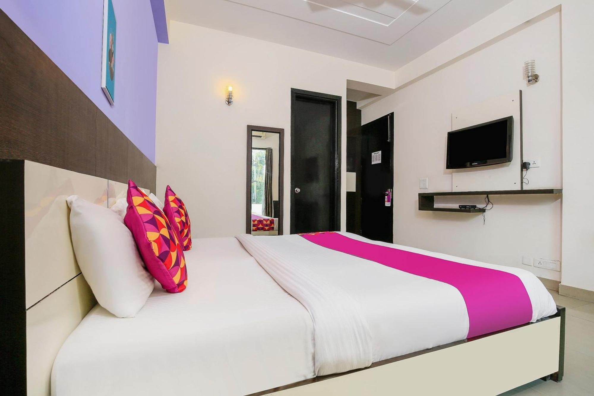 Hotel O Golf Stays Near Aravali Biodiversity Park Gurgaon Exterior foto